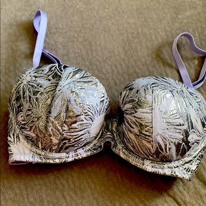 DREAM ANGELS VS 32C bra!